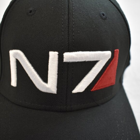 Mass Effect Mens N7 Logo Stretch Fitted Black Hat Cap New With Tags - Picture 2 of 6